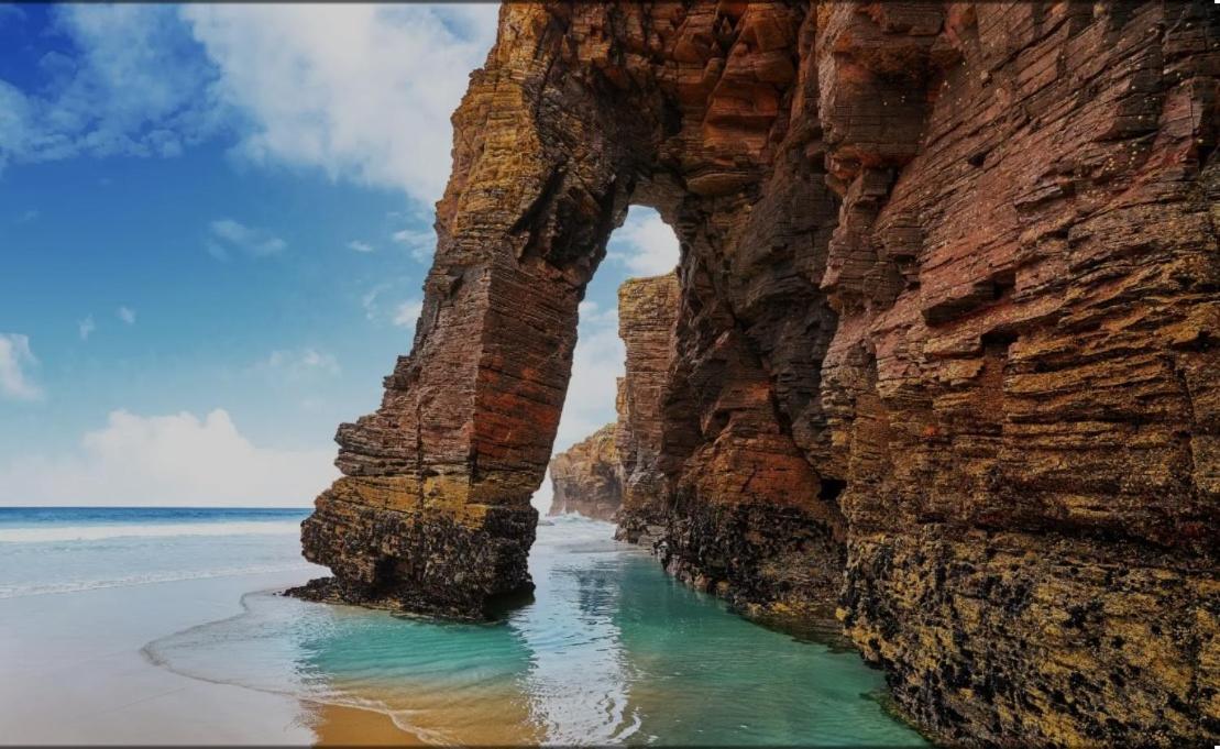 Moderno Piso Con La Mejor Terraza De Ribadeo Y Vistas Maravillosas ภายนอก รูปภาพ